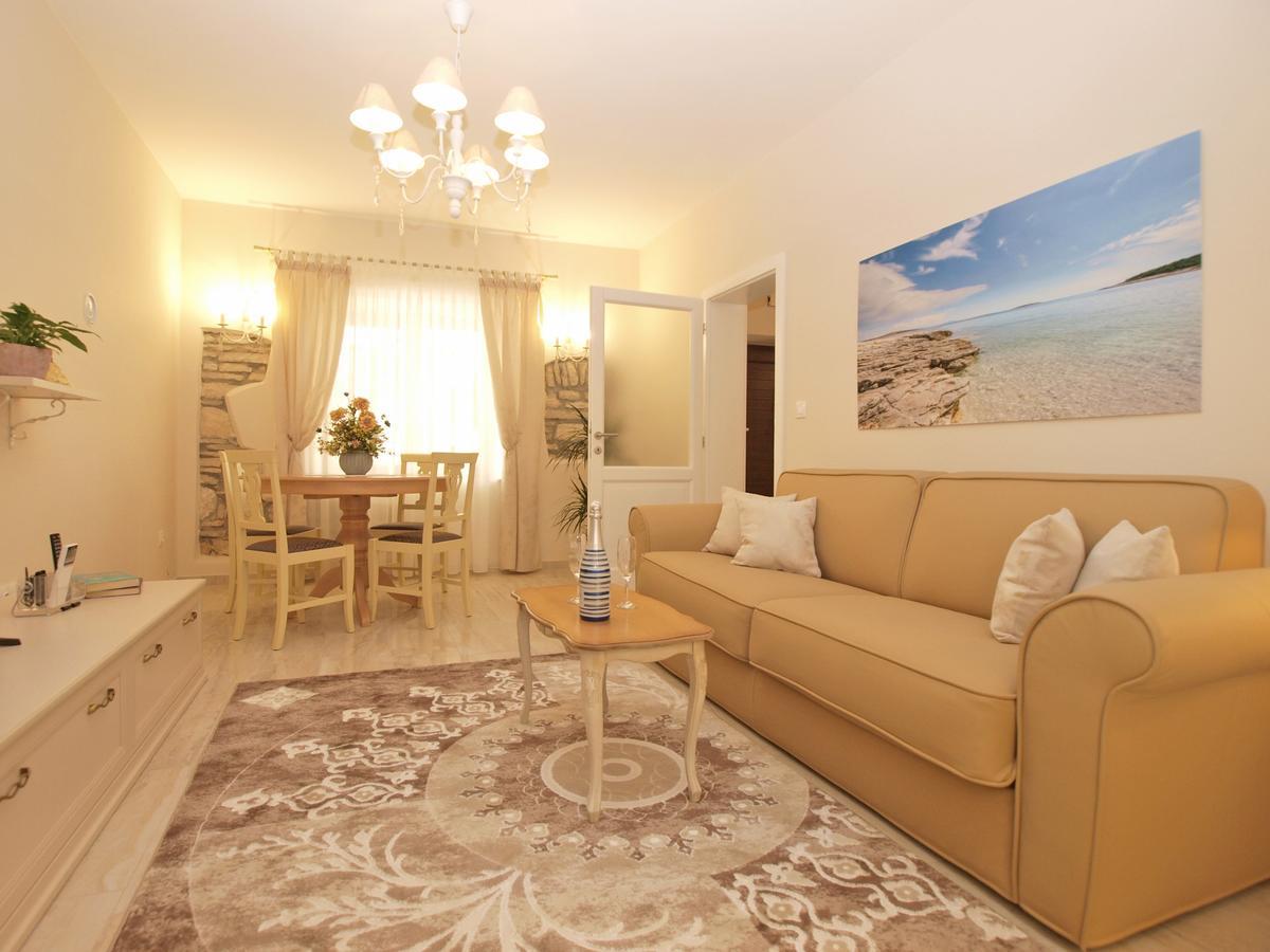 Apartmenst Slavica 1654 Daire Ližnjan Dış mekan fotoğraf